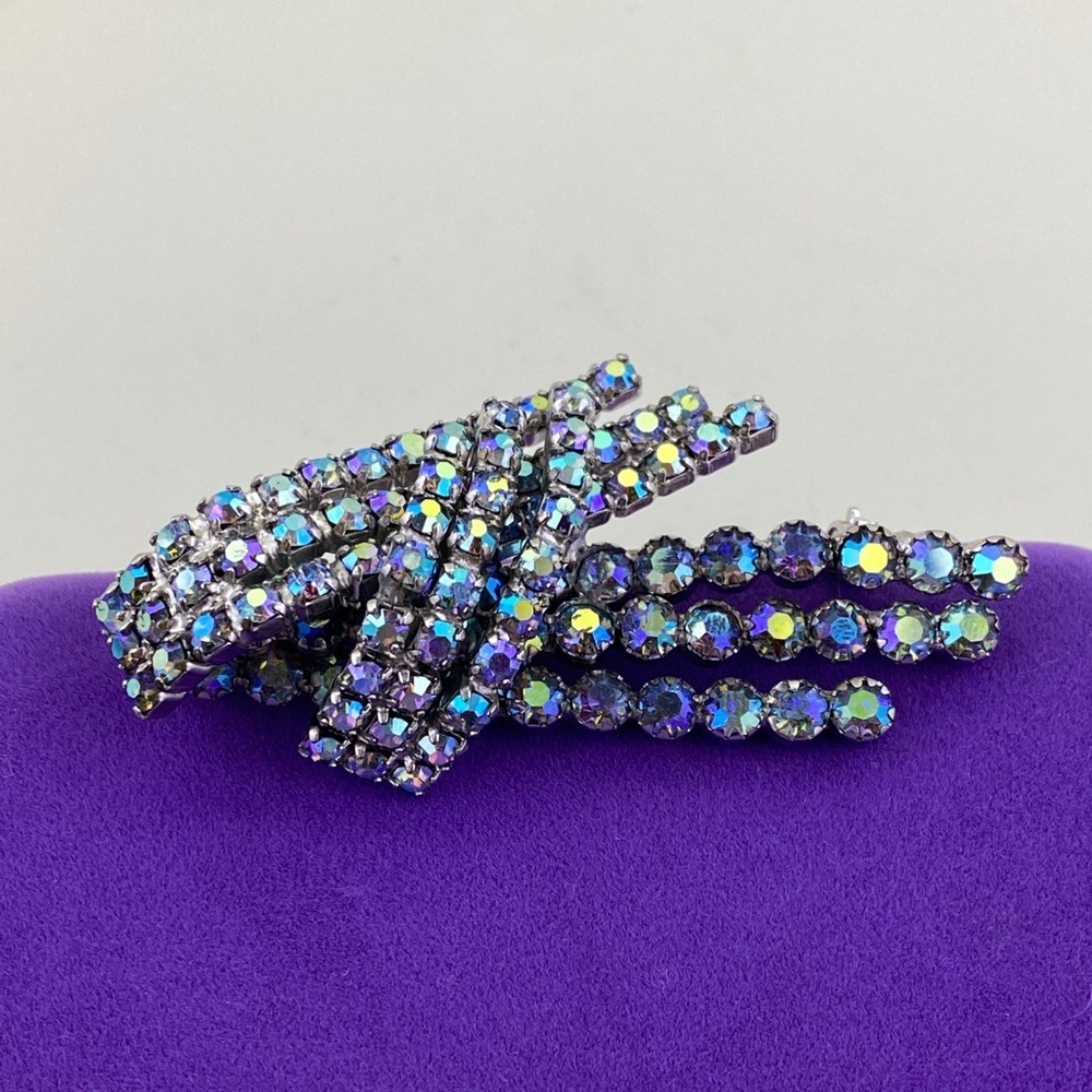 💛 Vintage Rhinestone Waterfall Fringe Brooch | Silver Tone Aura Borealis Pin